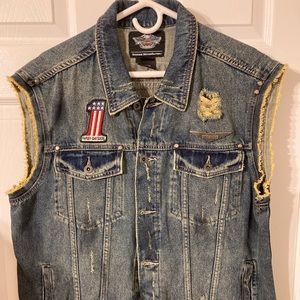 New, never worn Distressed Harley Davidson Vest.